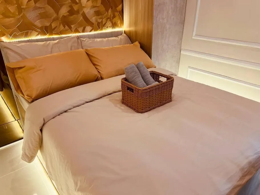 Apartment Henica Suite Fame Residences Manila